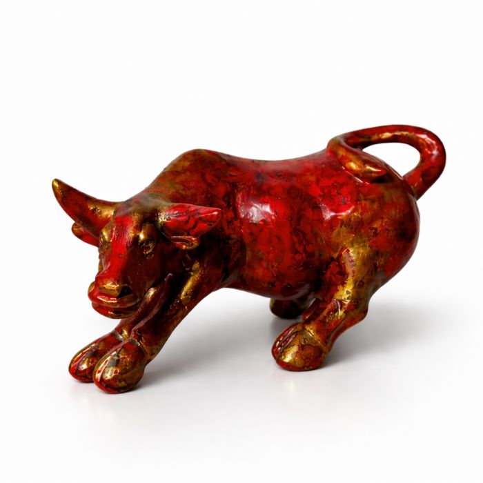 Toro decorativo pintado a mano